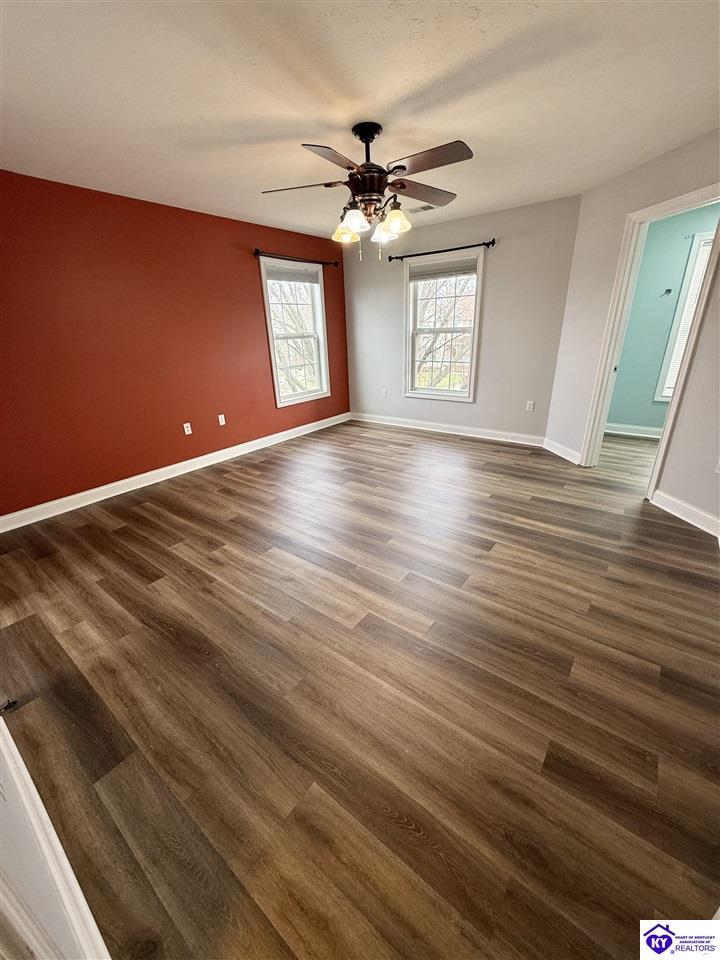 Listing Picture 2136 Crossfield Drive Elizabethtown, KY 42701 MLS HK25000438