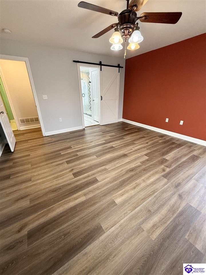 Listing Picture 2136 Crossfield Drive Elizabethtown, KY 42701 MLS HK25000438