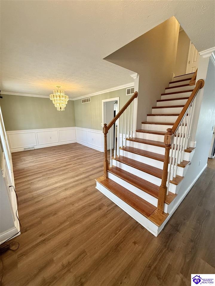 Listing Picture 2136 Crossfield Drive Elizabethtown, KY 42701 MLS HK25000438