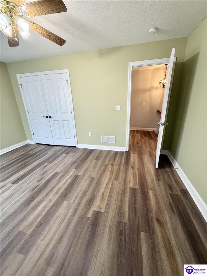 Listing Picture 2136 Crossfield Drive Elizabethtown, KY 42701 MLS HK25000438