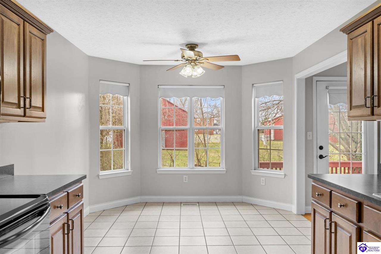 Listing Picture 305 Woebegona Way Hodgenville, KY 42748 MLS HK25000443