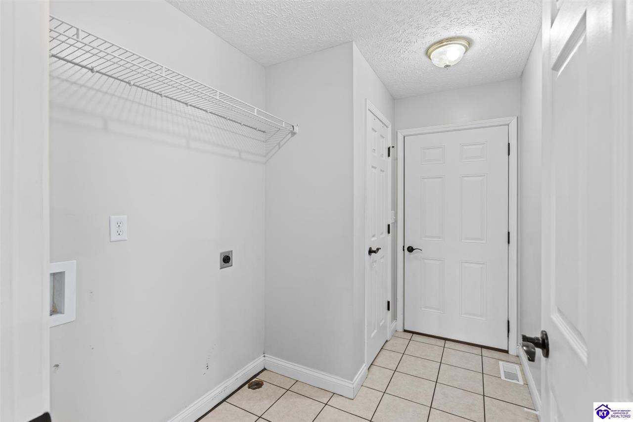 Listing Picture 305 Woebegona Way Hodgenville, KY 42748 MLS HK25000443