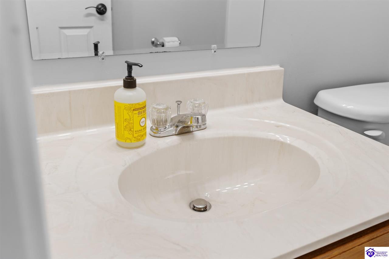 Listing Picture 305 Woebegona Way Hodgenville, KY 42748 MLS HK25000443