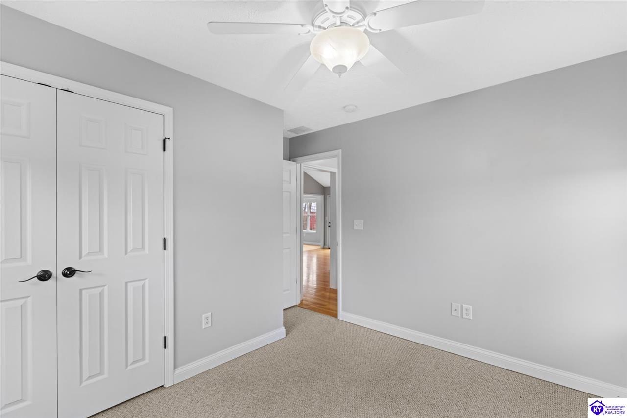 Listing Picture 305 Woebegona Way Hodgenville, KY 42748 MLS HK25000443