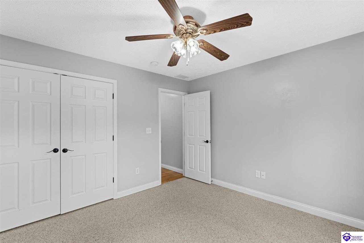 Listing Picture 305 Woebegona Way Hodgenville, KY 42748 MLS HK25000443