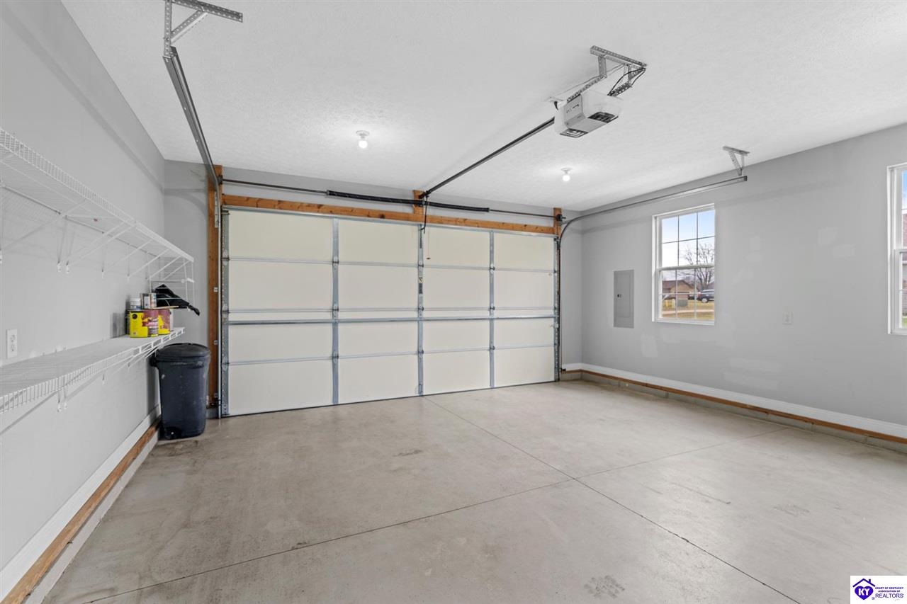 Listing Picture 305 Woebegona Way Hodgenville, KY 42748 MLS HK25000443