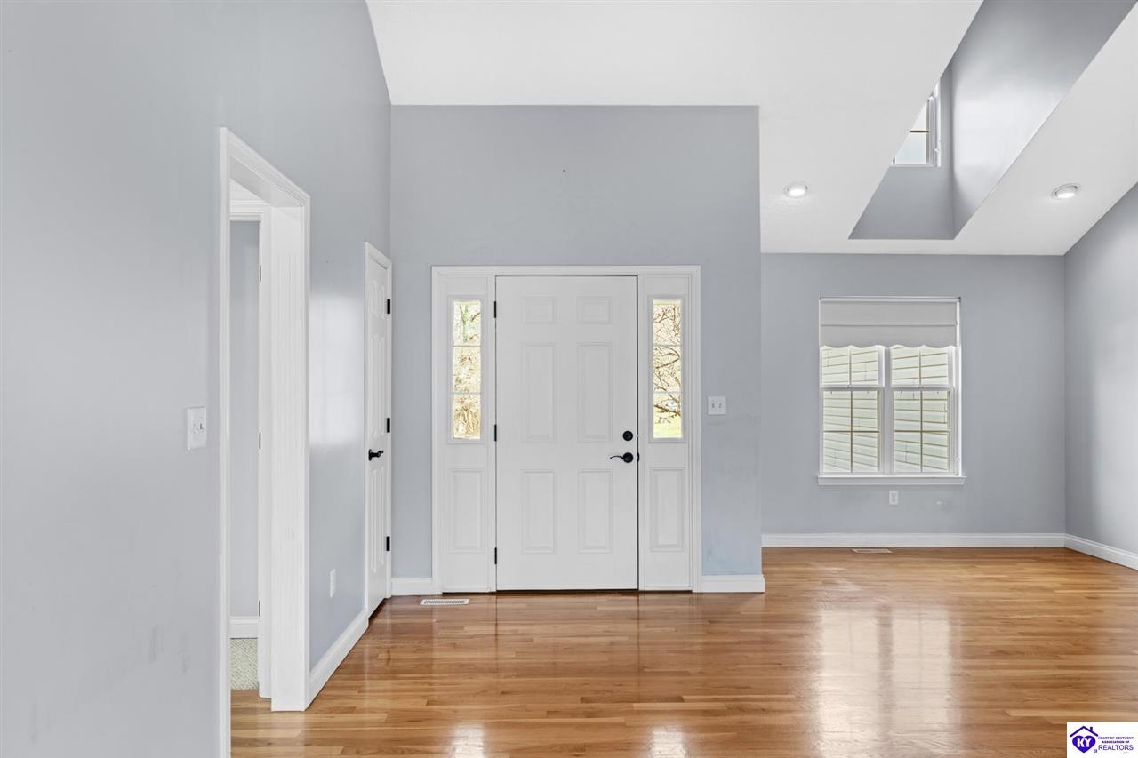 Listing Picture 305 Woebegona Way Hodgenville, KY 42748 MLS HK25000443