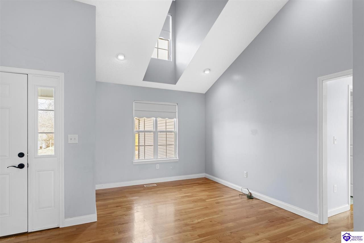 Listing Picture 305 Woebegona Way Hodgenville, KY 42748 MLS HK25000443