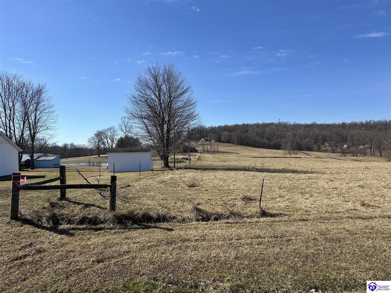 23 Swan Lake Estates LoopHardinsburg, KY 40143