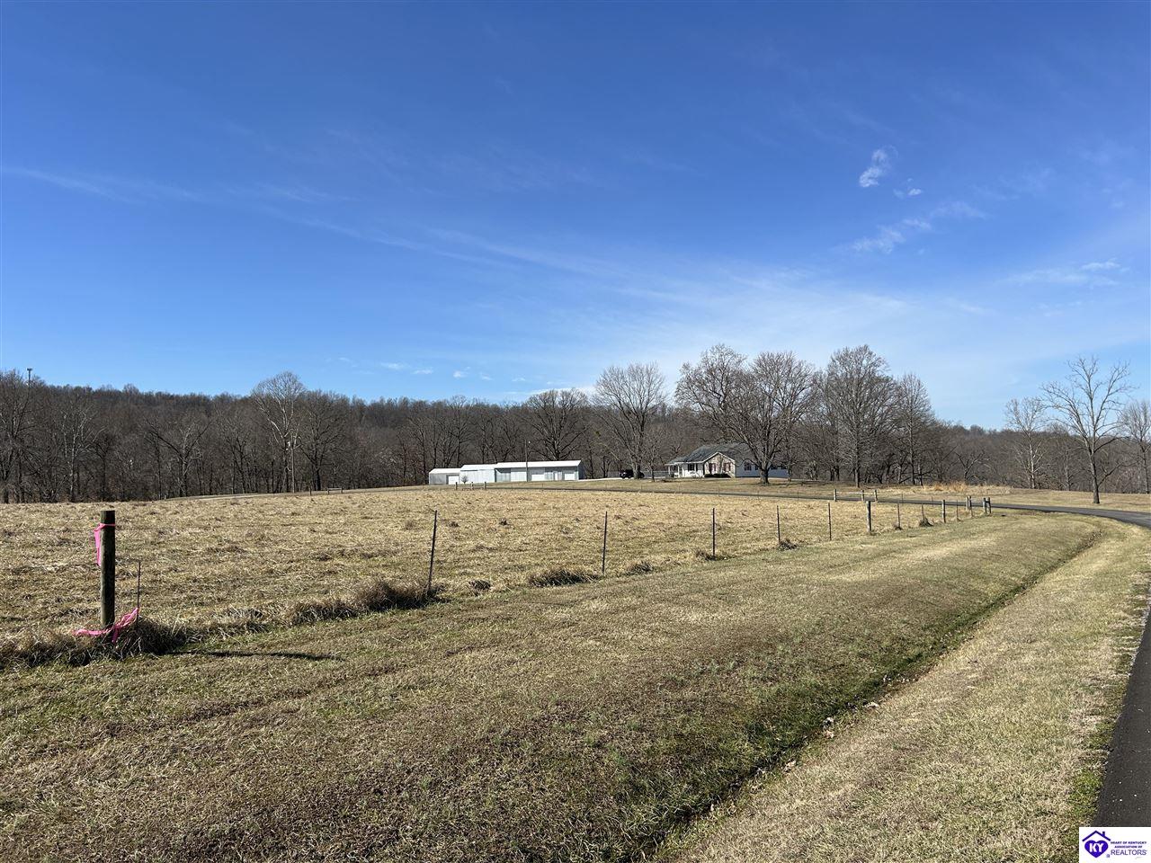 26 Swan Lake Estates LoopHardinsburg, KY 40143