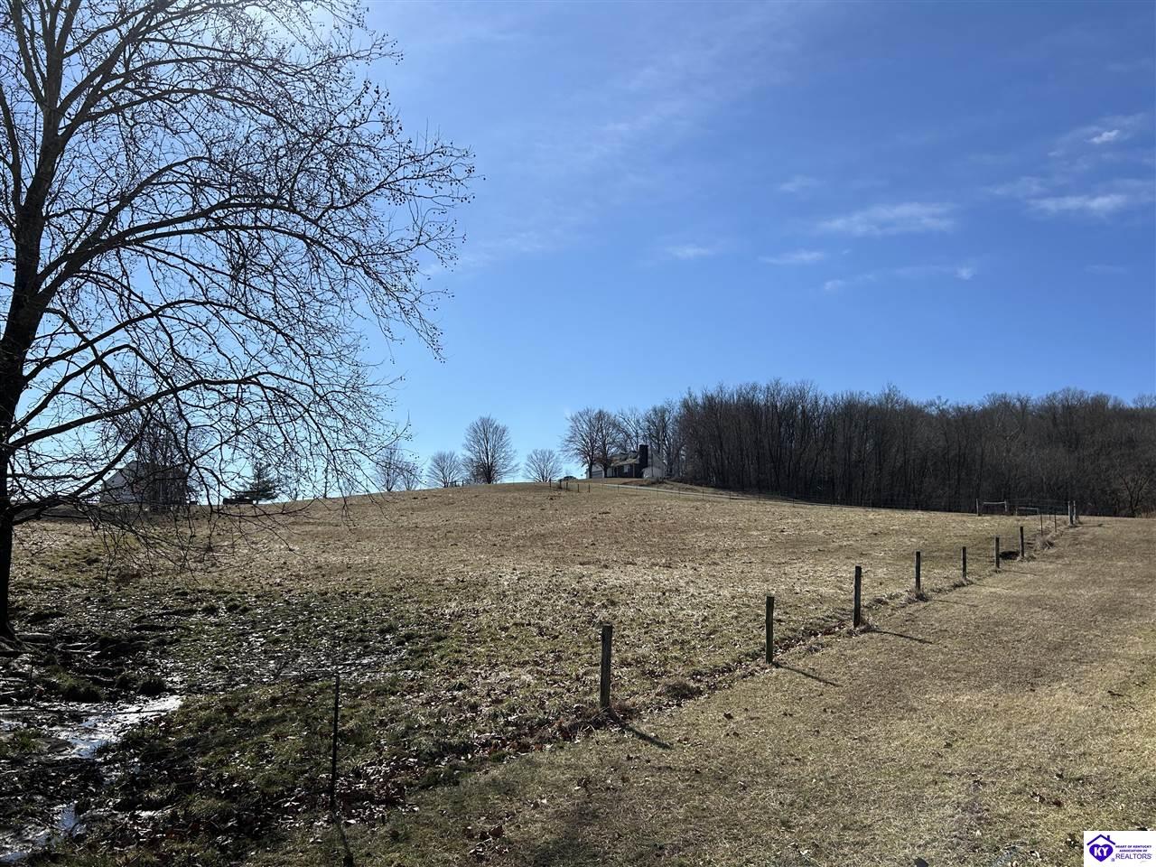 30 Swan Lake Estates LoopHardinsburg, KY 40143