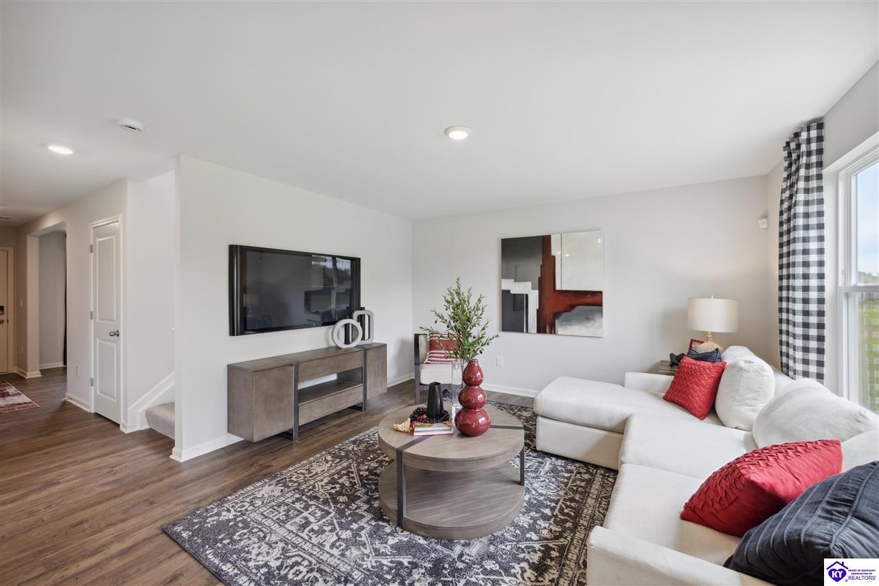 Listing Picture 300 Tristan Lane Elizabethtown, KY 42701 MLS HK25000489