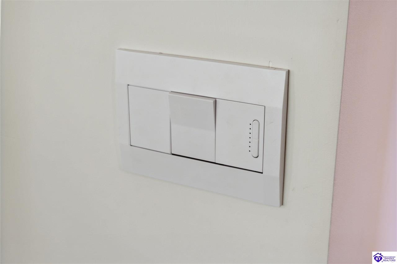 Listing Picture 208 Tristan Lane Elizabethtown, KY 42701 MLS HK25000515