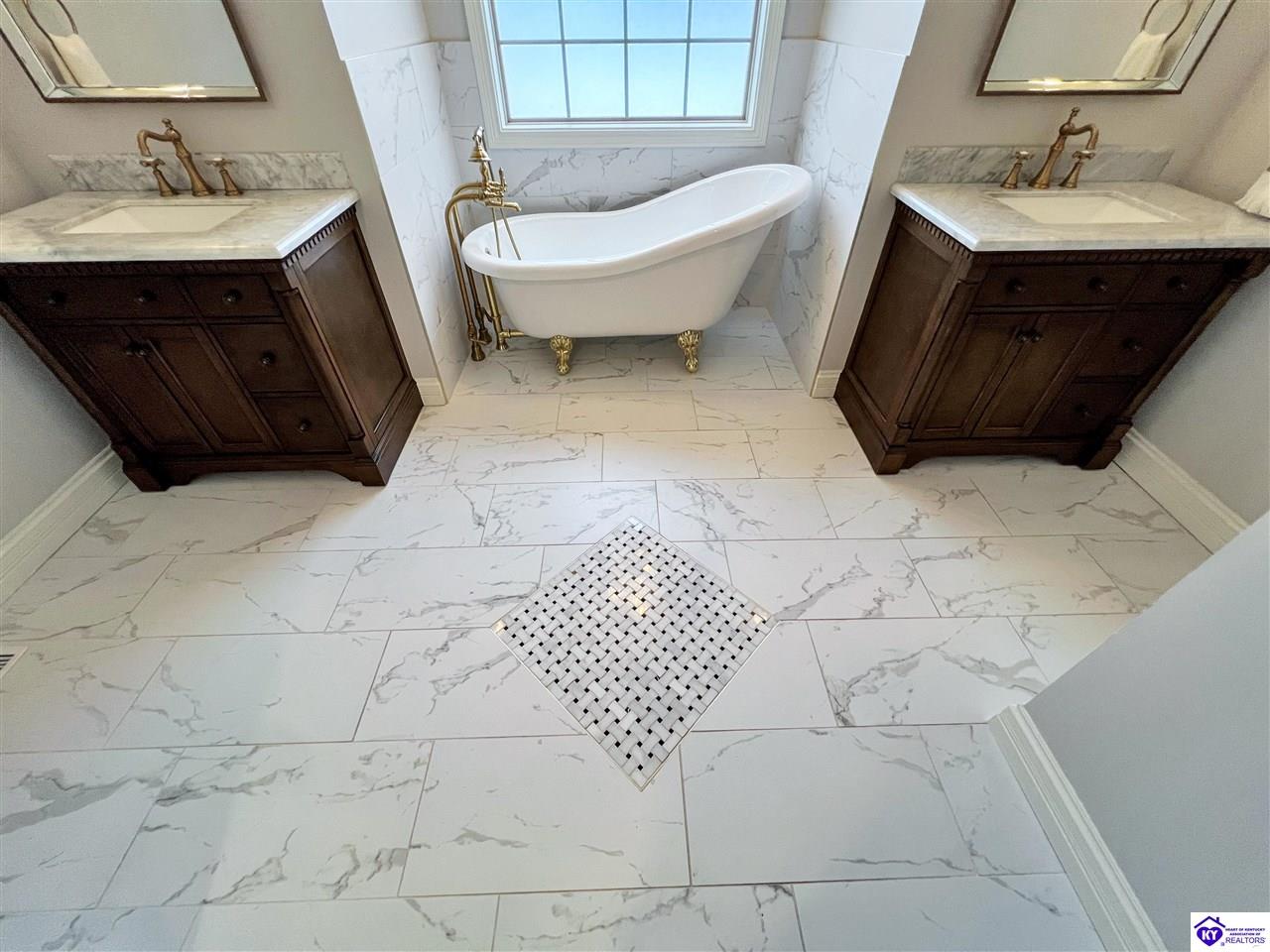 Listing Picture 171 Charleston Way Elizabethtown, KY 42701 MLS HK25000529