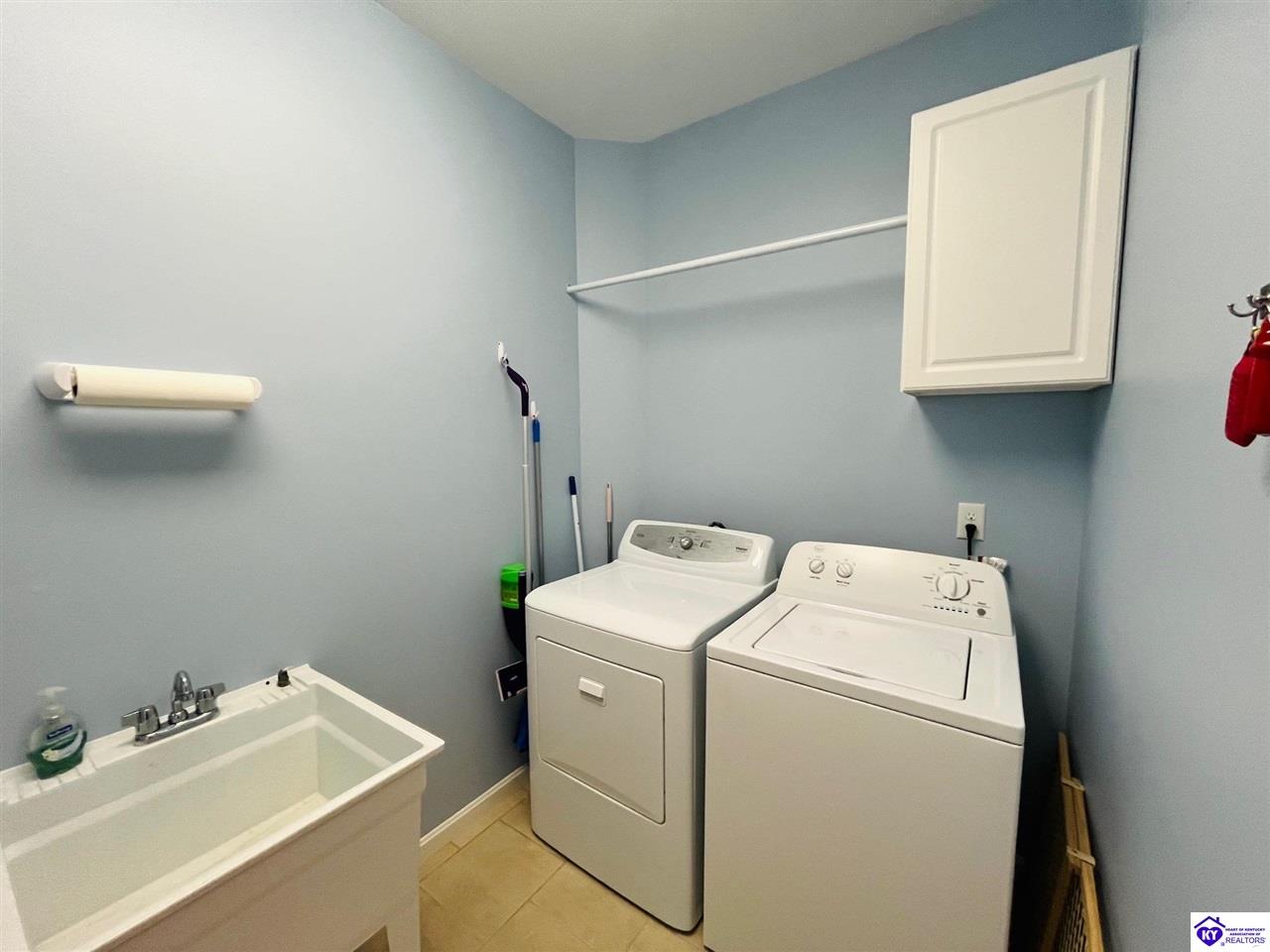 Listing Picture 216 Peter Cave Heights Leitchfield, KY 42754 MLS HK25000569