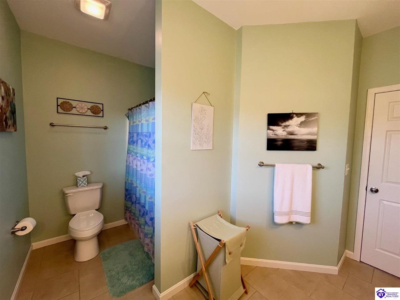 Listing Picture 216 Peter Cave Heights Leitchfield, KY 42754 MLS HK25000569