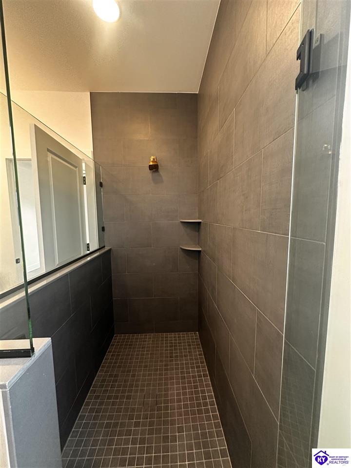 103 Marion Court Elizabethtown, KY 42701 #4