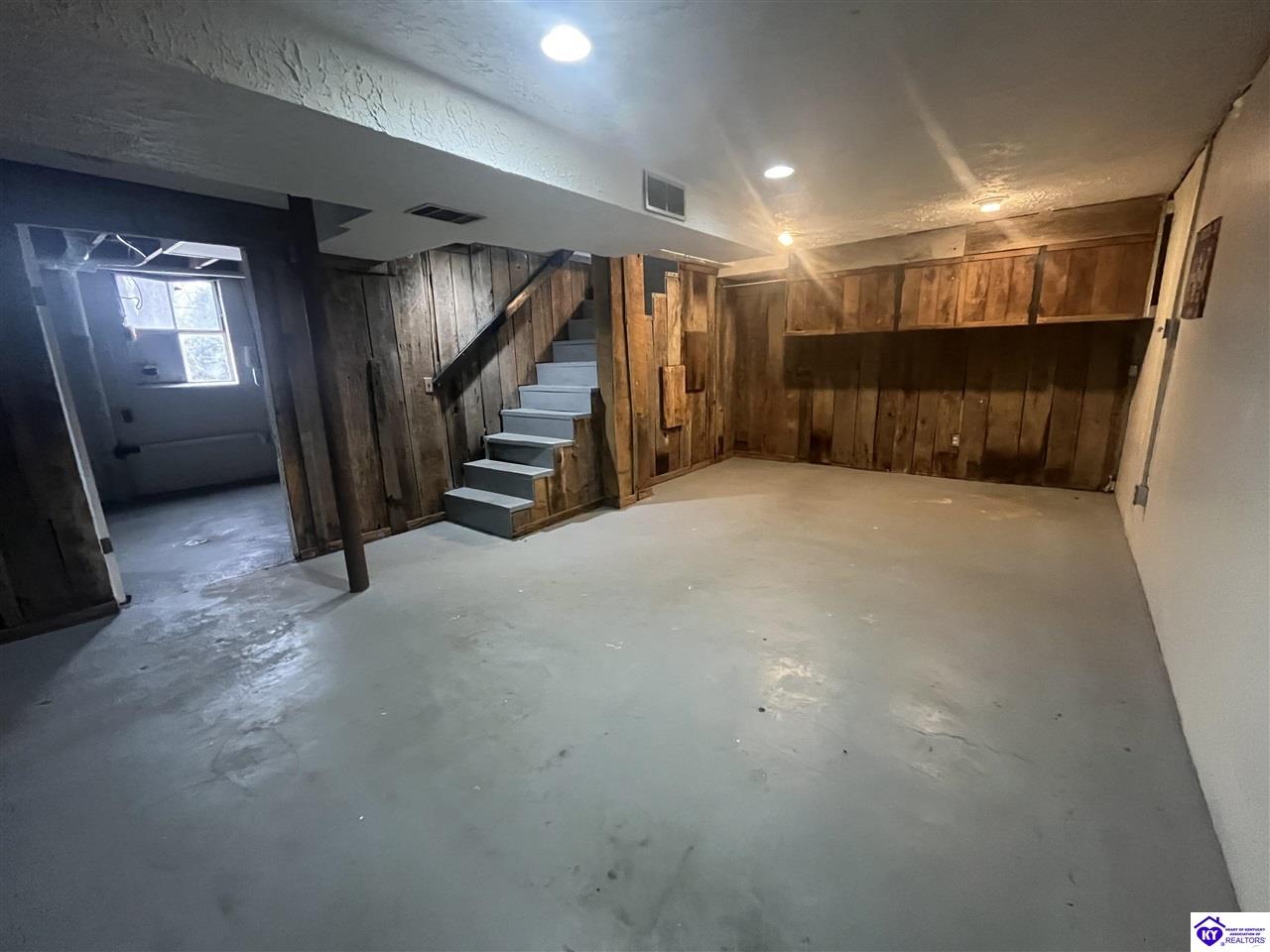 Listing Picture 414 N Mantle Avenue Elizabethtown, KY 42701 MLS HK25000600