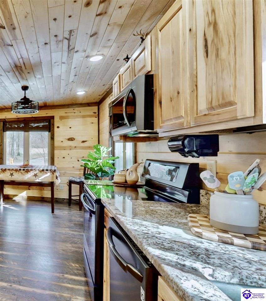 Listing Picture 929 Partridge Way Elizabethtown, KY 42701 MLS HK25000671