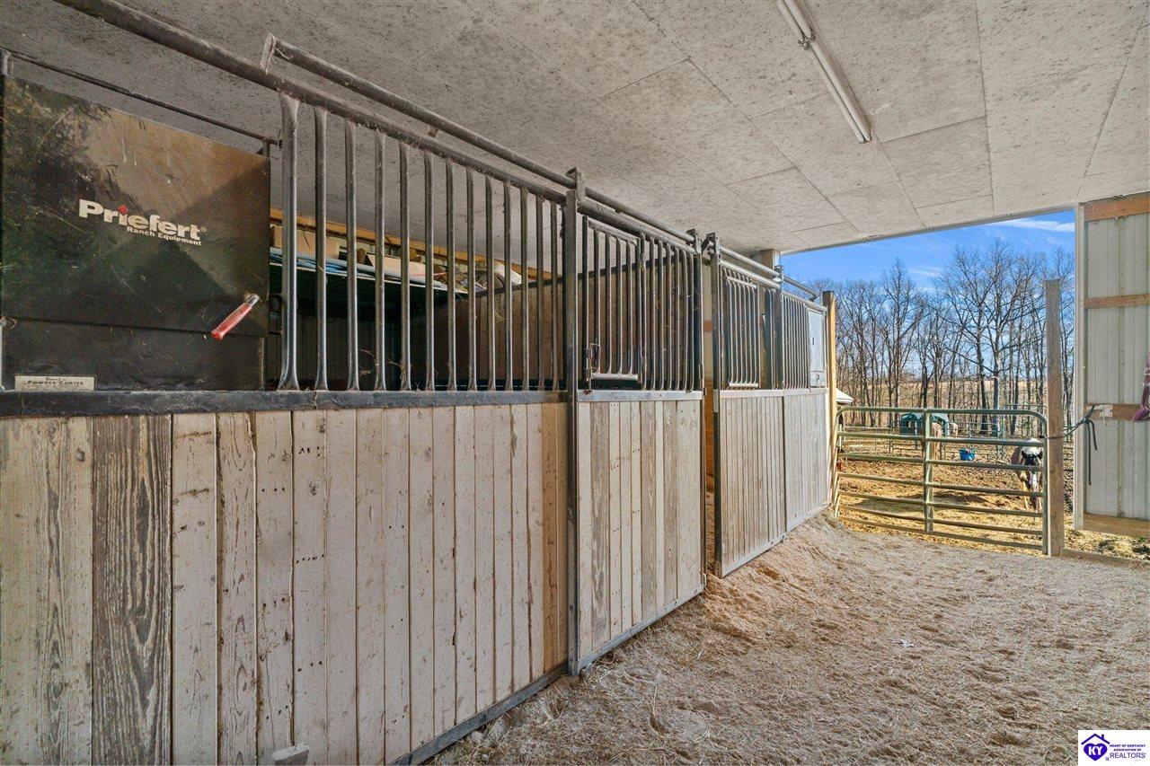 Listing Picture 128 Tupelo Road Mammoth Cave, KY 42259 MLS HK25000693