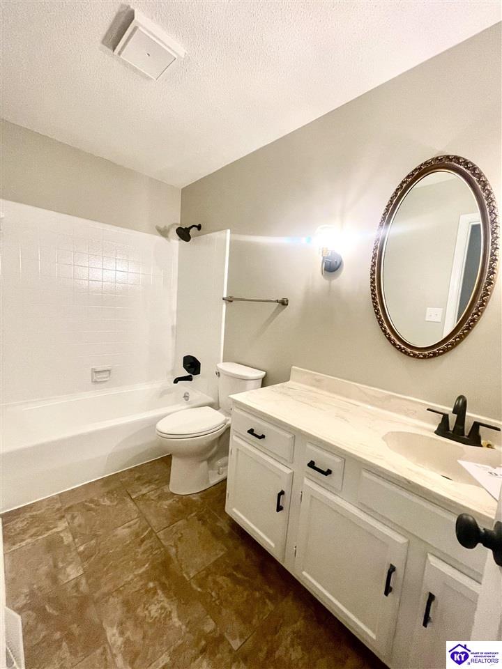 Listing Picture 76 Trail Ridge Drive Rineyville, KY 40162 MLS HK25000703