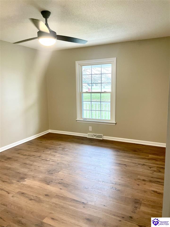 Listing Picture 76 Trail Ridge Drive Rineyville, KY 40162 MLS HK25000703