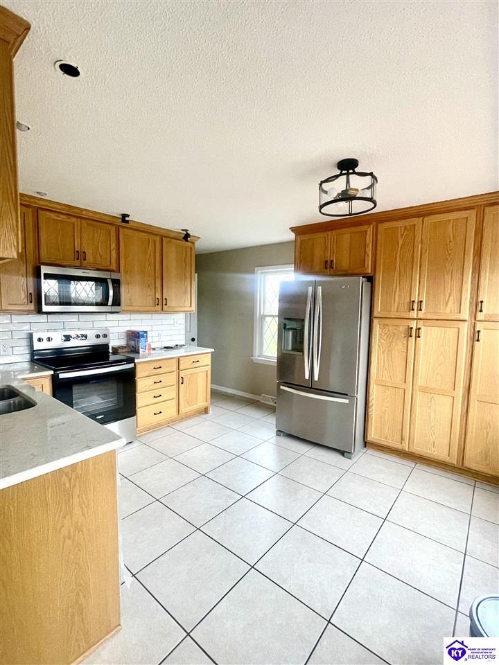 Listing Picture 76 Trail Ridge Drive Rineyville, KY 40162 MLS HK25000703