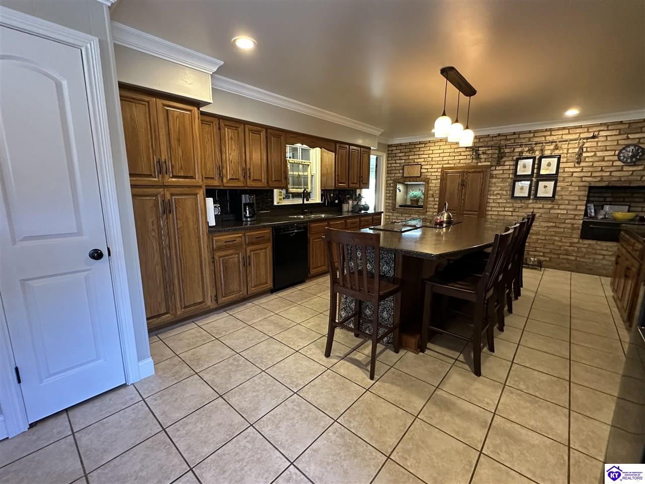 Listing Picture 201 Shreve Drive Campbellsville, KY 42718 MLS HK25000705