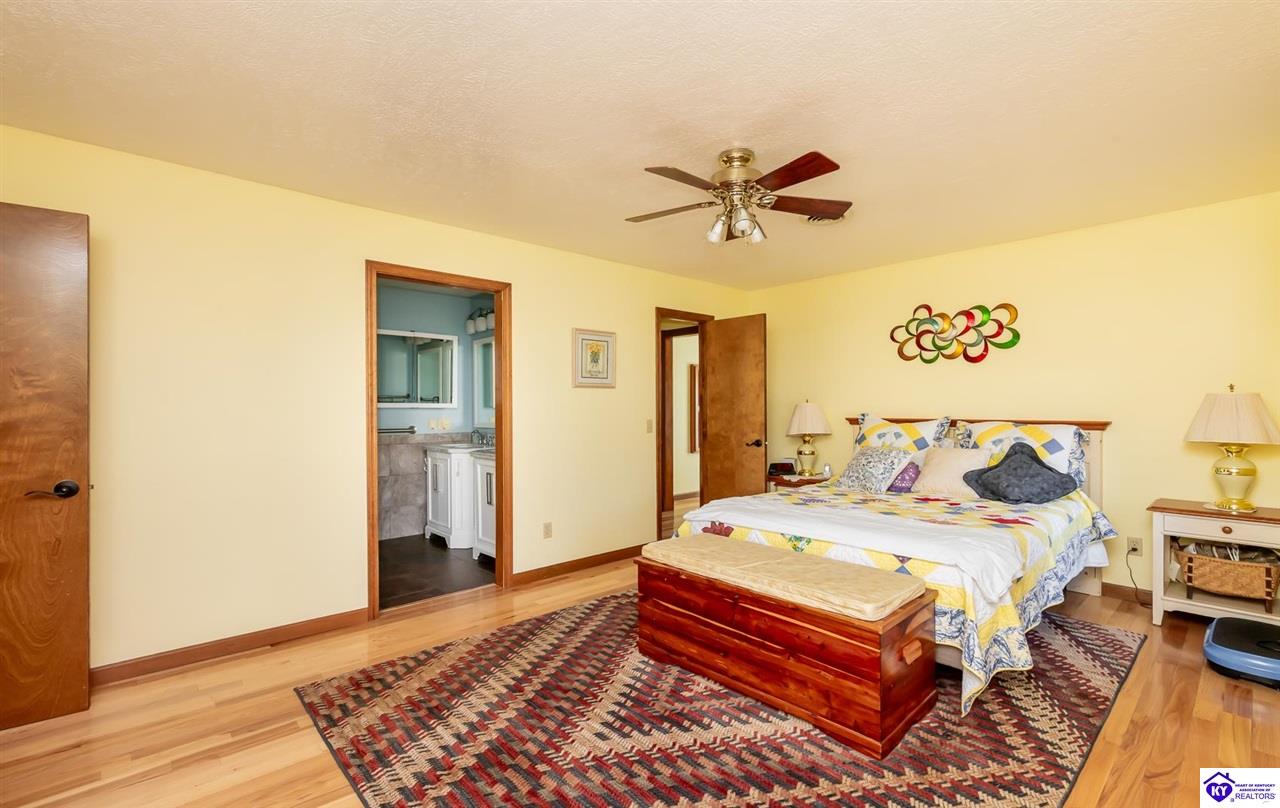 Listing Picture 1500 Rocky Hill Estates Road Clarkson, KY 42726 MLS HK25000808