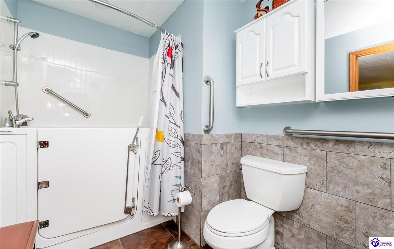 Listing Picture 1500 Rocky Hill Estates Road Clarkson, KY 42726 MLS HK25000808