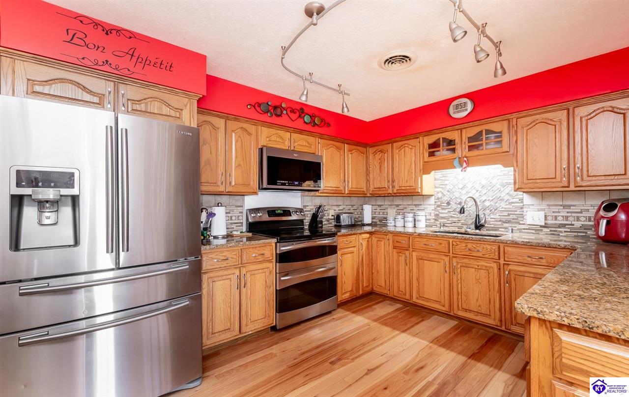 Listing Picture 1500 Rocky Hill Estates Road Clarkson, KY 42726 MLS HK25000808