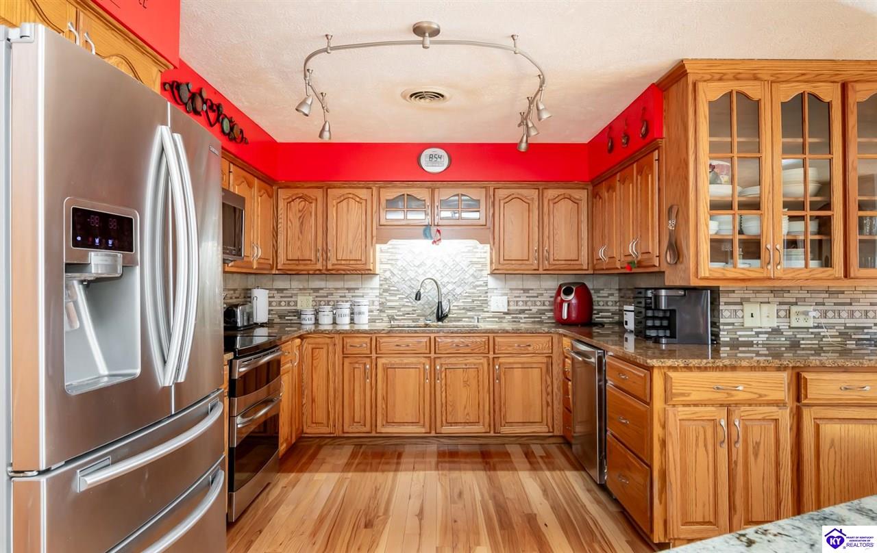 Listing Picture 1500 Rocky Hill Estates Road Clarkson, KY 42726 MLS HK25000808