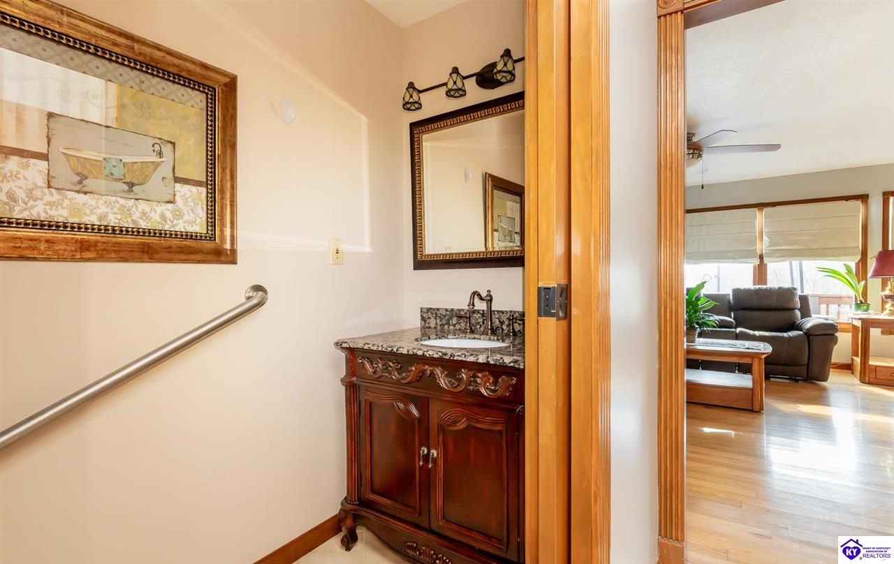 Listing Picture 1500 Rocky Hill Estates Road Clarkson, KY 42726 MLS HK25000808