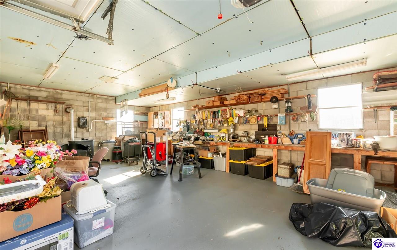 Listing Picture 1500 Rocky Hill Estates Road Clarkson, KY 42726 MLS HK25000808