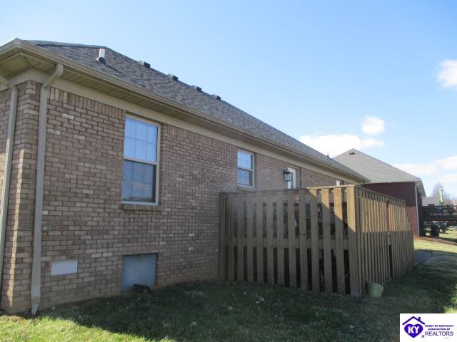 Listing Picture 111 Pete Lane Bardstown, KY 40004 MLS HK25000858