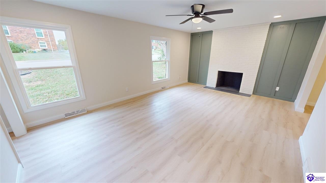 235 Oakwood DriveElizabethtown, KY 42701