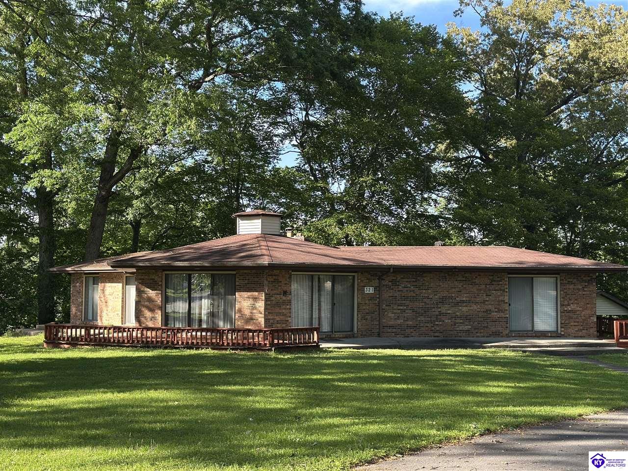 321 Beechwood DriveCampbellsville, KY 42718