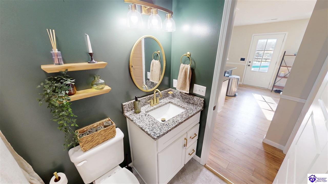 Listing Picture 2030 Hodgenville Road Elizabethtown, KY 42701 MLS HK25000925