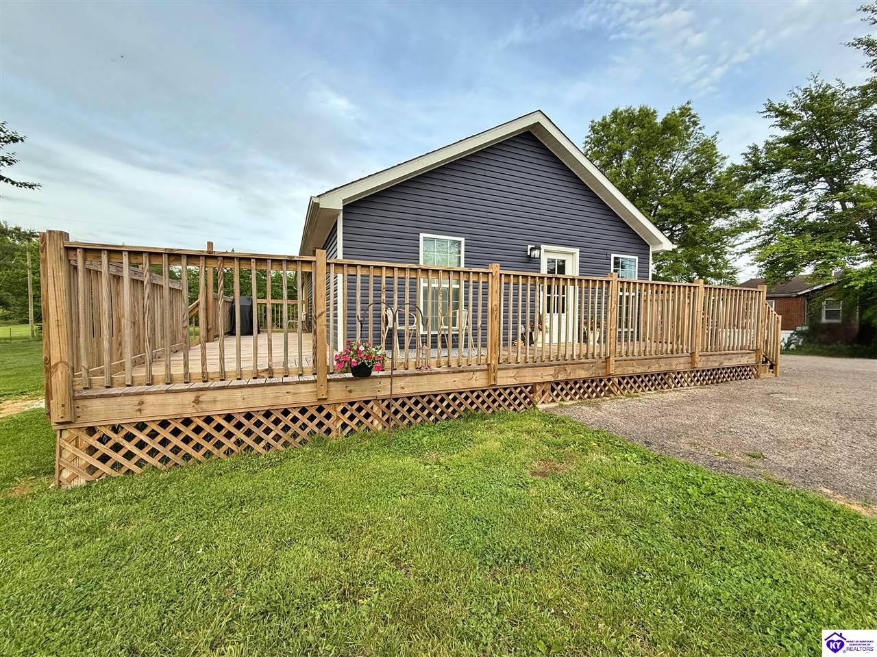 Listing Picture 2030 Hodgenville Road Elizabethtown, KY 42701 MLS HK25000925