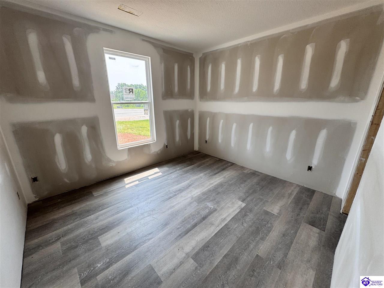 Listing Picture 58 Robert Allen Lane Brandenburg, KY 40108 MLS HK25000930