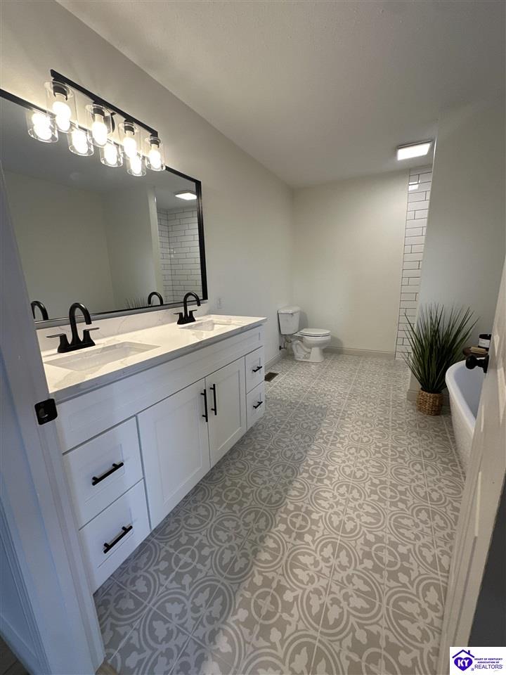 Listing Picture 251 Whitlock Road Campbellsville, KY 42718 MLS HK25000959