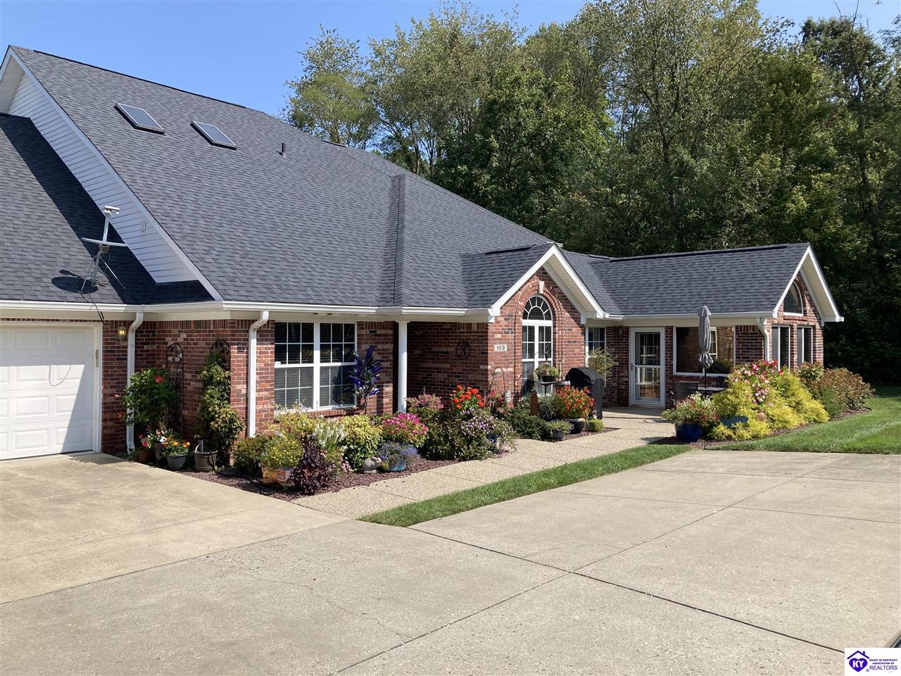 111 D Legacy Court Elizabethtown, KY 42701 #4