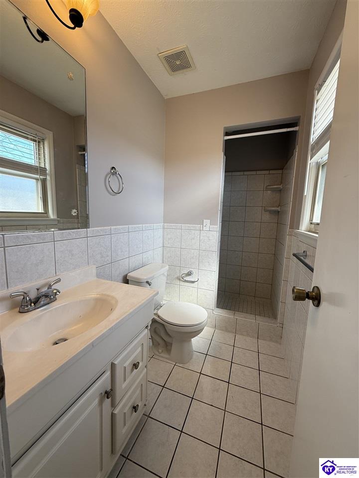 Listing Picture 1277 Lyndon Lane Radcliff, KY 40160 MLS HK25000978