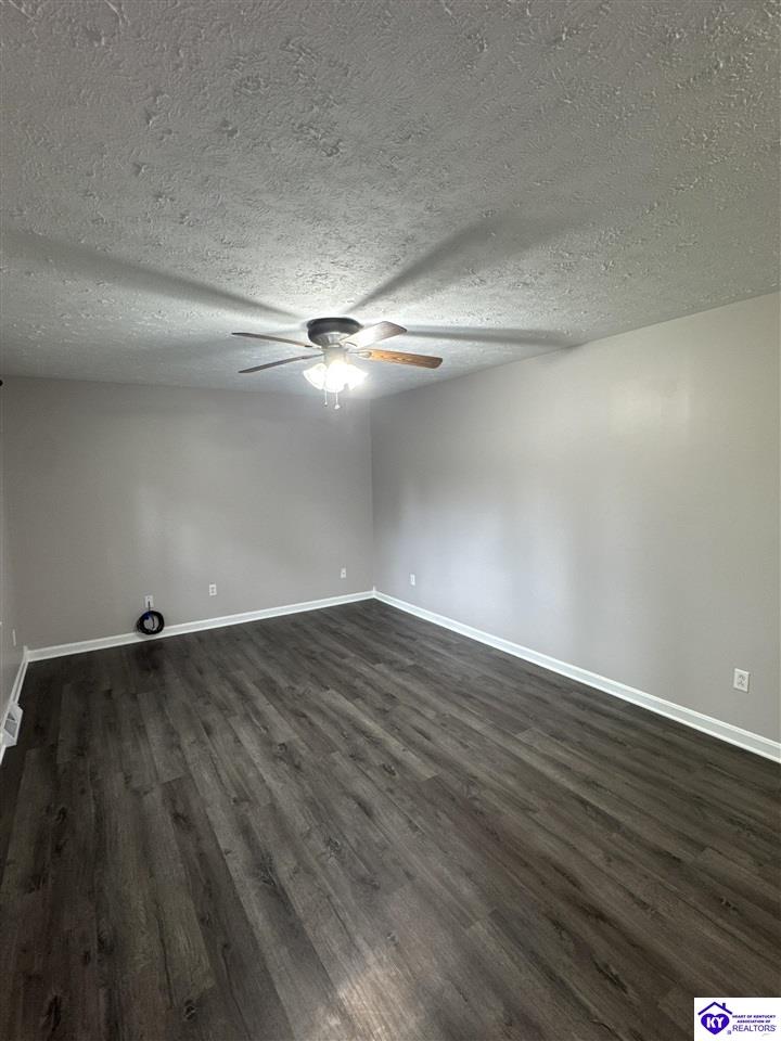 Listing Picture 1277 Lyndon Lane Radcliff, KY 40160 MLS HK25000978