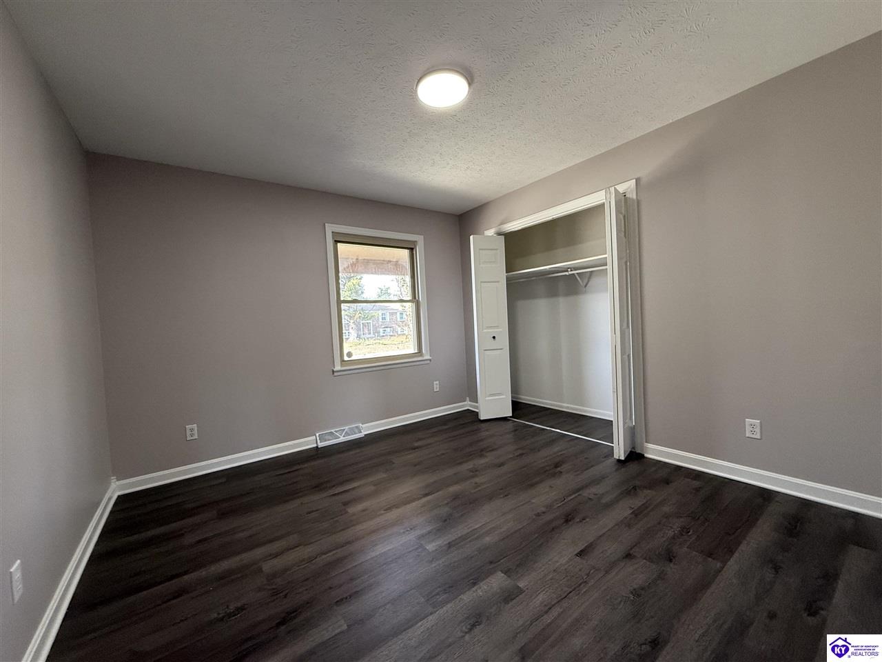 Listing Picture 1277 Lyndon Lane Radcliff, KY 40160 MLS HK25000978