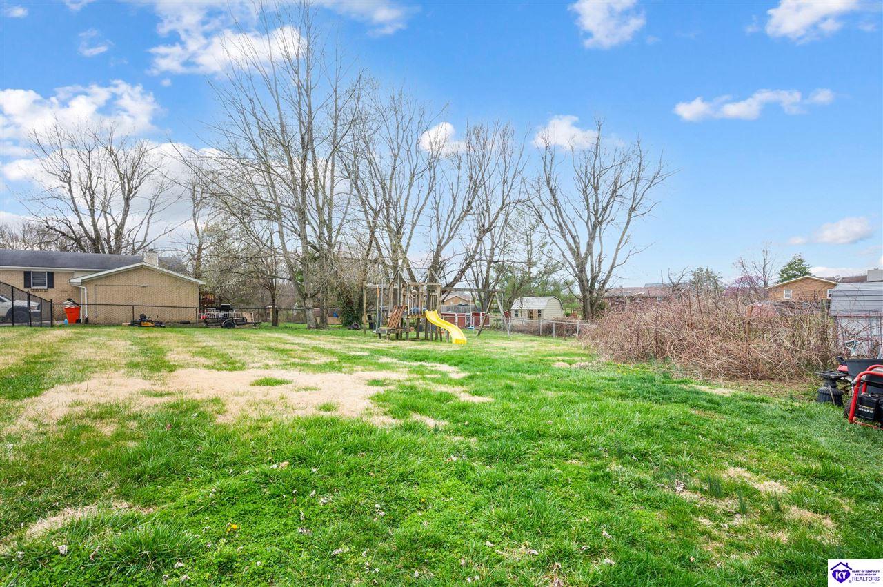 Listing Picture 71 Autumn Way Elizabethtown, KY 42701 MLS HK25000987