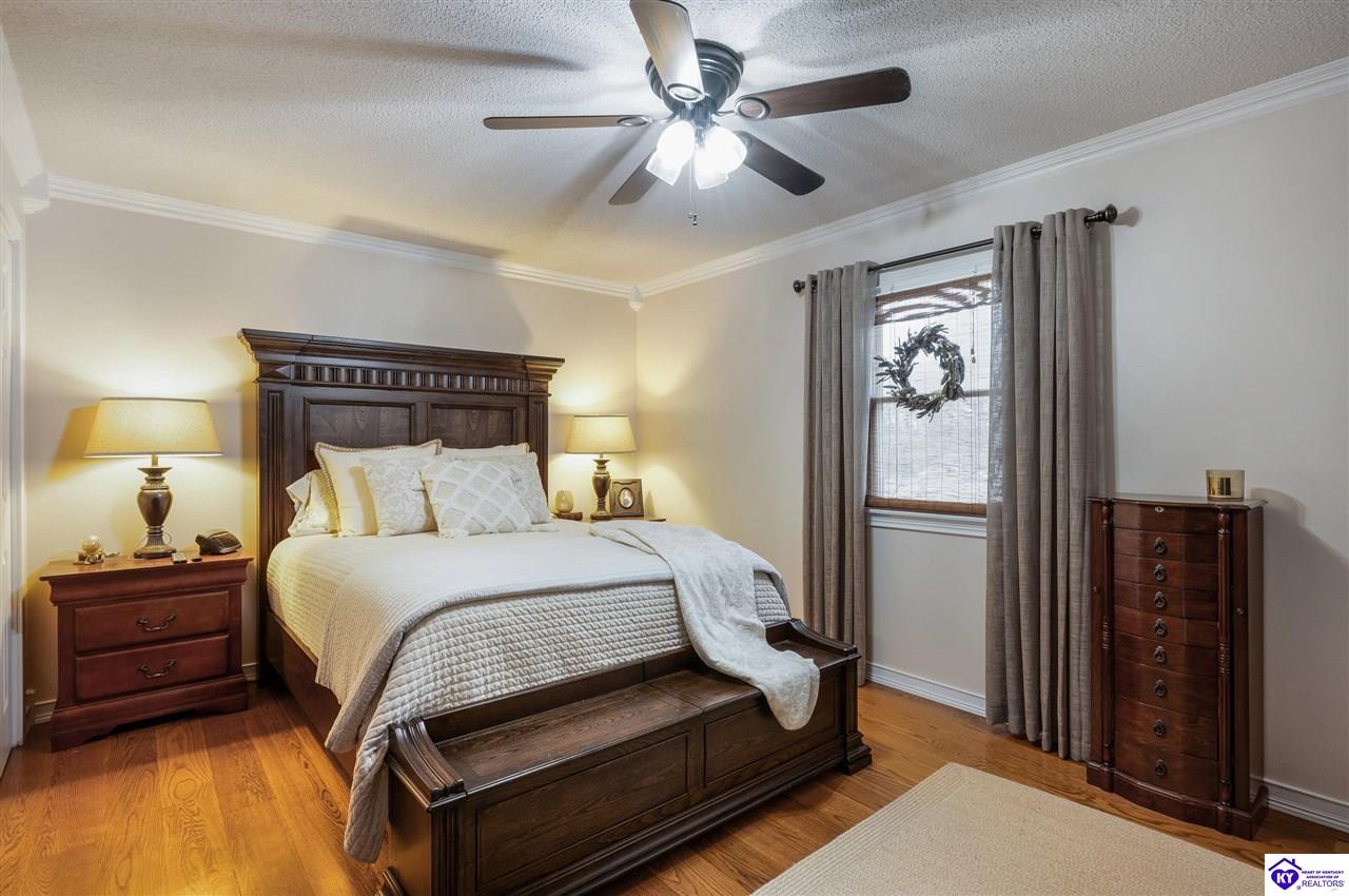 Listing Picture 71 Autumn Way Elizabethtown, KY 42701 MLS HK25000987