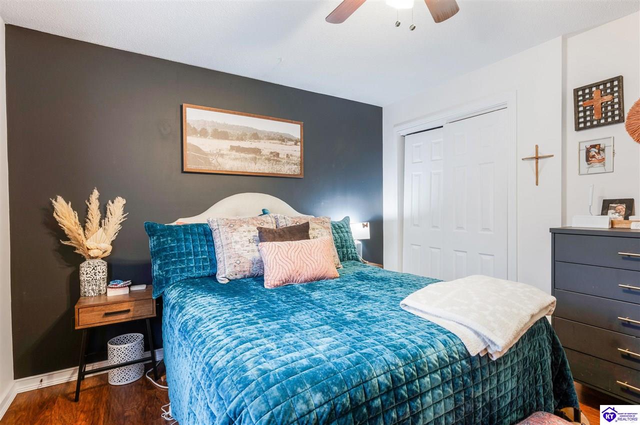 Listing Picture 71 Autumn Way Elizabethtown, KY 42701 MLS HK25000987