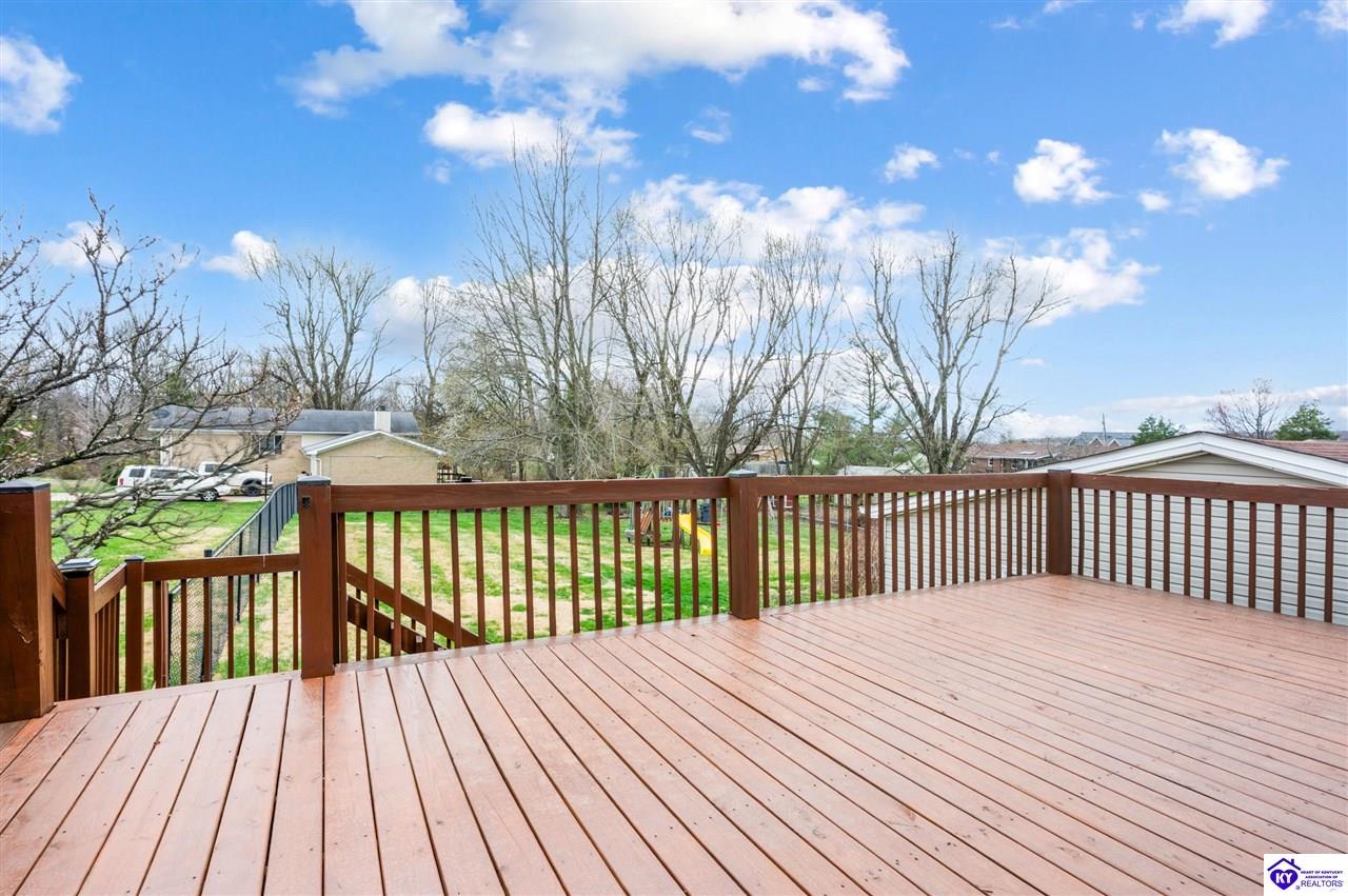 Listing Picture 71 Autumn Way Elizabethtown, KY 42701 MLS HK25000987