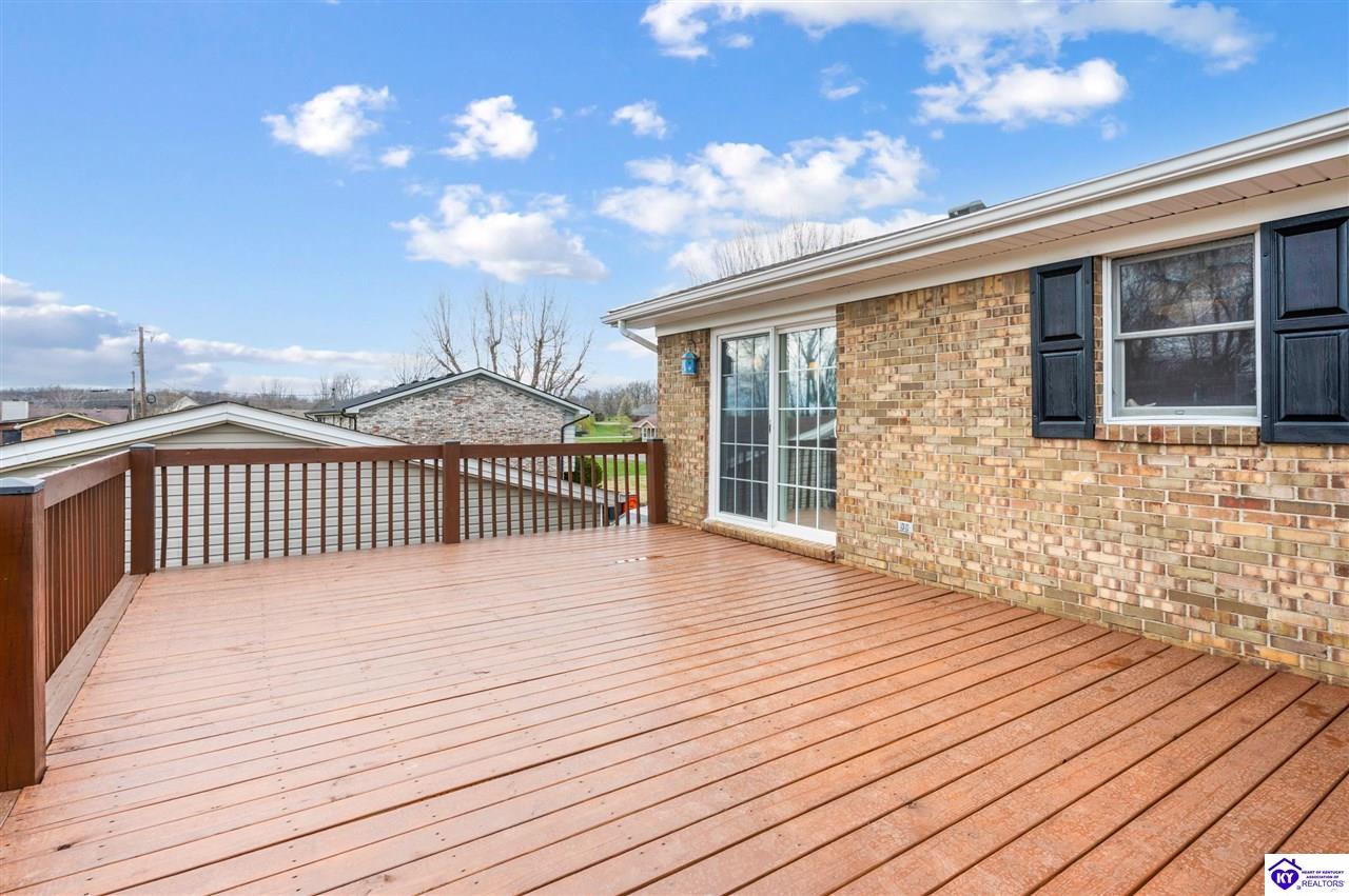 Listing Picture 71 Autumn Way Elizabethtown, KY 42701 MLS HK25000987